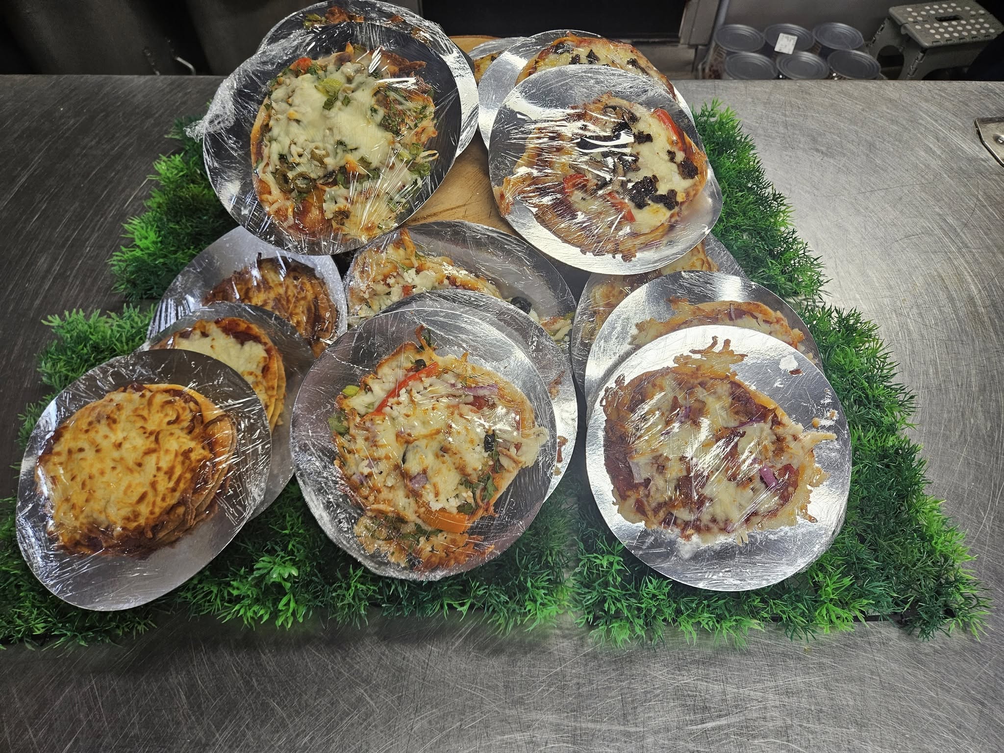 No photo description available.